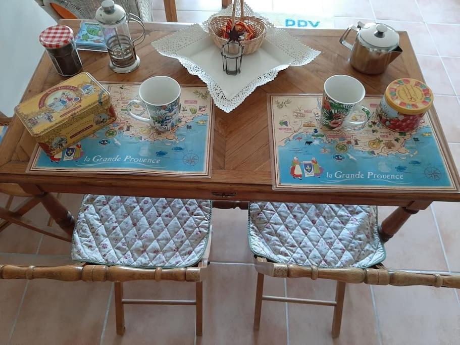 T.Belle Vue Panoramique Au Coeur Du Luberon 40M2 + Pergola . Jardin. P Διαμέρισμα Apt Εξωτερικό φωτογραφία
