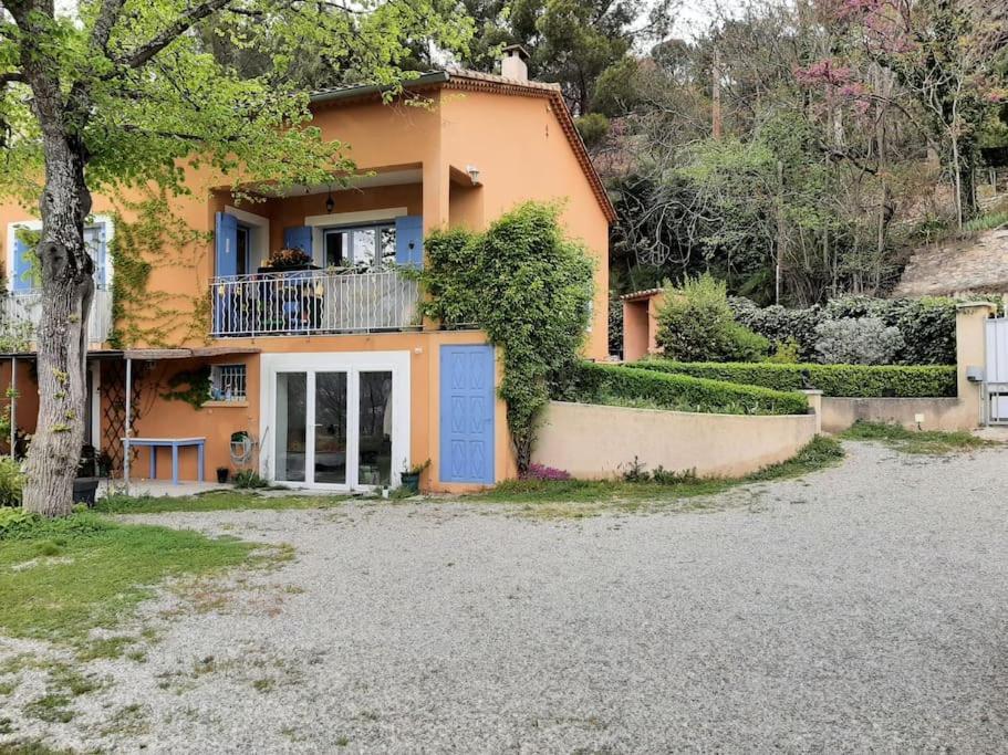 T.Belle Vue Panoramique Au Coeur Du Luberon 40M2 + Pergola . Jardin. P Διαμέρισμα Apt Εξωτερικό φωτογραφία